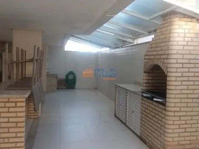 Imagem 2: Apartamento com 03 Quartos e 02 Vagas de Garagem nos Cavaleiros