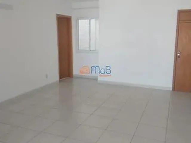 Imagem 5: Apartamento com 03 Quartos e 02 Vagas de Garagem nos Cavaleiros