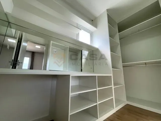 Imagem 4: Mansão com 4 Quartos no Alphaville Jacuhy