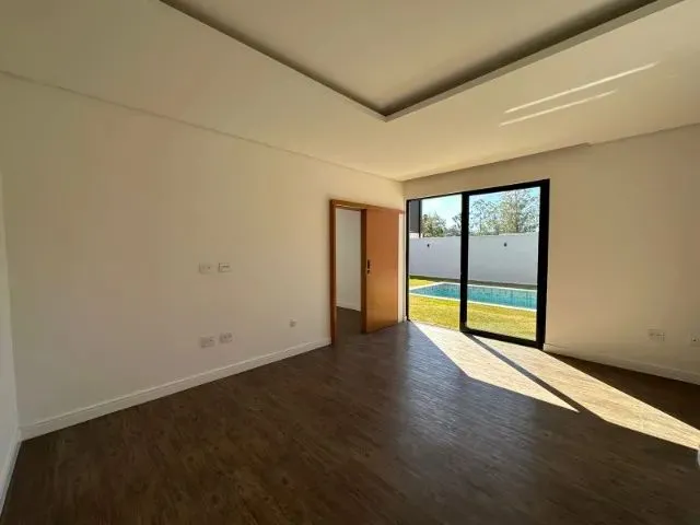 Imagem 6: Casa Linear com 3 Suítes no Residencial Alvim