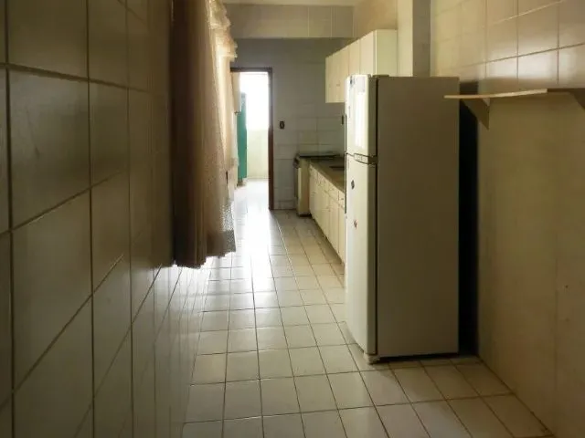 Imagem 2: Apto em Londrina, 4 Quartos, Centro