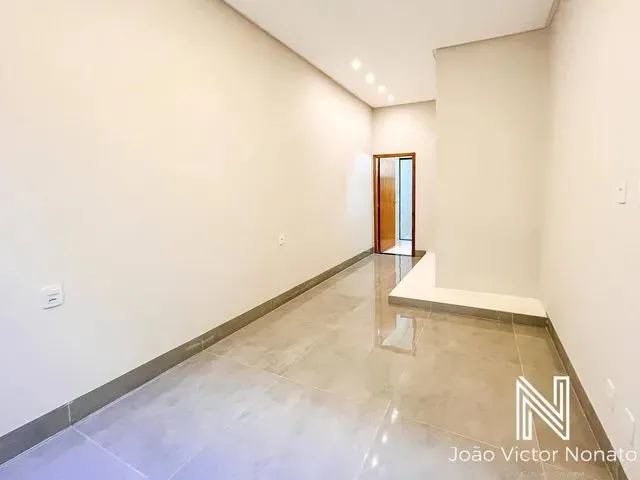 Imagem 9: Excelente Casa Nova, no Setor Perim ! 3 Suítes !