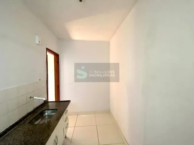 Imagem 4: Cód.: 883 - Apartamento com 2 Quartos no santa Luzia