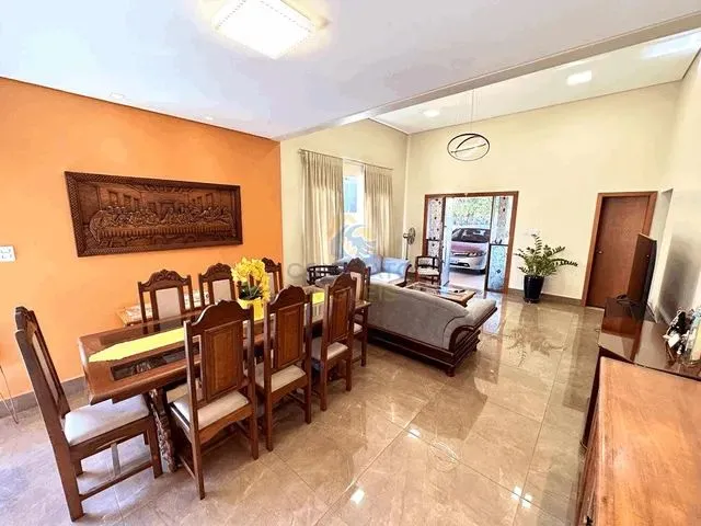 Imagem: Casa Térrea no Condomínio Belvedere