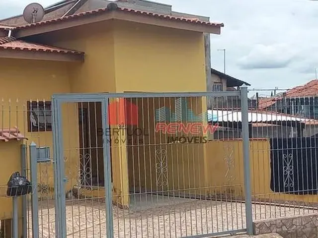 Imagem: Casa Térrea À Venda em Bairro, 3 Dormitórios