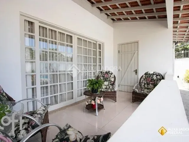 Imagem 2: Florianópolis - Casa Padrão - santa Mônica