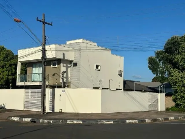 Imagem: Locaçao. Casa Moderna. 3 Quartos Sendo