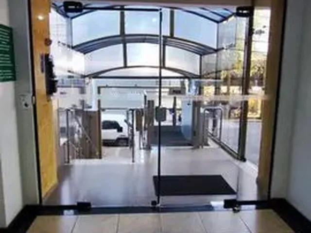 Imagem 4: Apartamento com 3 Quartos no Edifício Concórdia - Bairro Jardim América em Goiânia