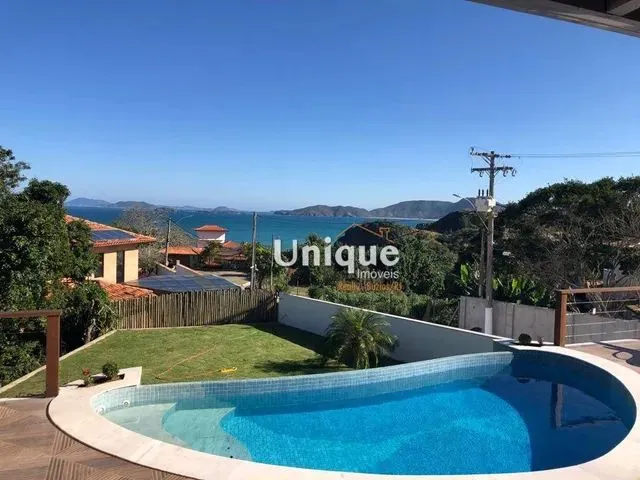 Imagem: Belíssima Casa com Vista Mar na Ferradurinha