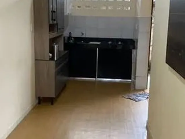 Imagem: A kitnet possui 1 Dormitório, 1 Banheiro e está