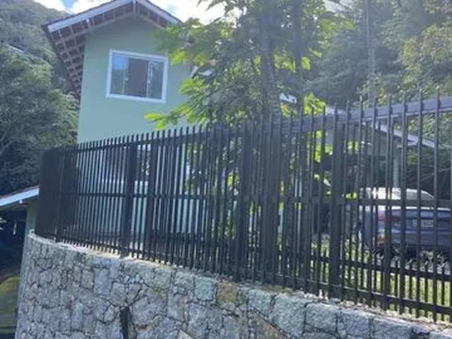 Imagem: Casa em Meio À Natureza