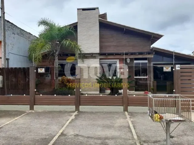 Imagem: Chalé Diferenciado em Bairro de Moradores