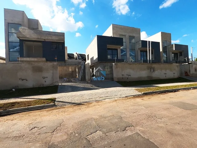 Imagem: Sobrado a Venda no Tarumã, com 03 Dormitórios