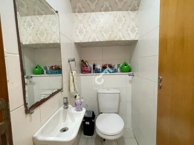 Imagem 6: Abrantes, Estrada do Coco. Duplex Composto de 4 Quartos Sendo 3 Suítes, Closet, 1 Quarto