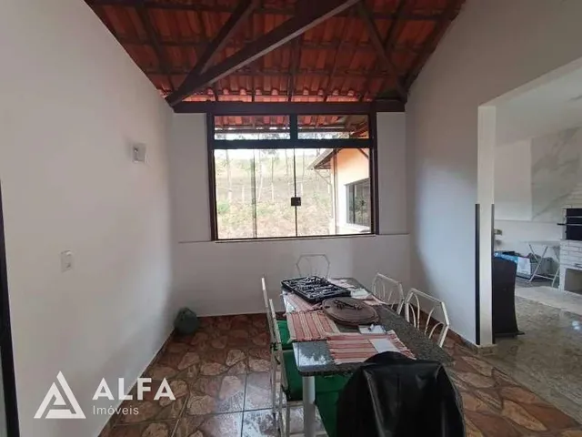 Imagem 5: Casa Aconchegante com 3 Dormitórios e Área Gourmet