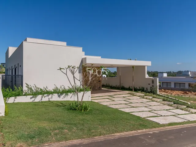 Imagem 16: Casa Térrea Mobiliada e Decorada em Condomínio À Venda, Condomínio Villas do Golf Em