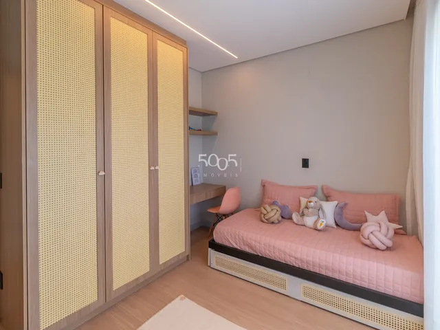 Imagem 2: Casa Térrea Mobiliada e Decorada em Condomínio À Venda, Condomínio Villas do Golf Em