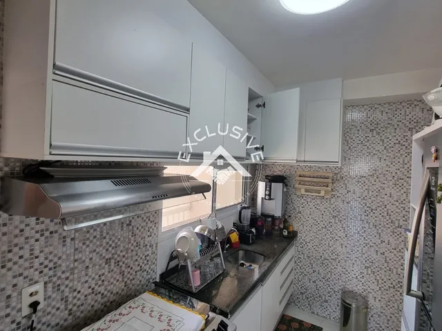 Imagem 2: Imóvel À Venda no Imbuí: Apartamento de 3 Quartos com Vista Mar - Oportunidade