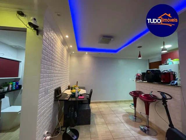 Imagem 7: Apartamento de 2 Quartos, Reformado, Todo com Armários, Financia