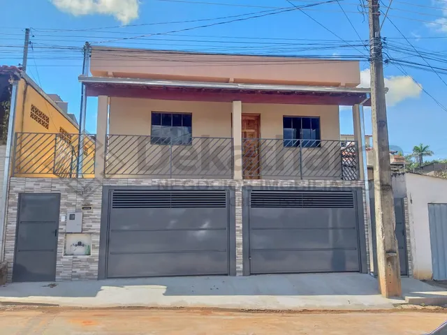 Imagem: Casa Residencial em Alterosa - Mg, Jardim