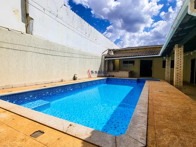Imagem 15: Casa com 3 Quartos, Piscina, Churrasqueira Excelente Localização, Rua 10 de Vicente