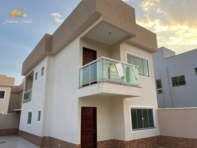 Imagem: Casa Duplex com 3 Quartos e Amplo Quintal