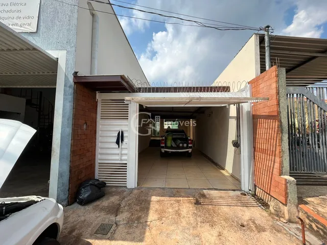 Imagem: Casa Espaçosa para Locação - 3 Quartos
