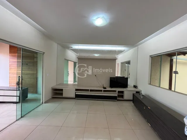 Imagem 14: Casa Espaçosa para Locação - 3 Quartos