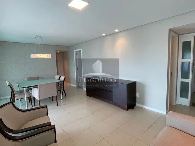 Imagem 2: Aluguel em Alphaville, 4/4 com 3 Suítes com 138 M² e 2 Vagas de Garagem