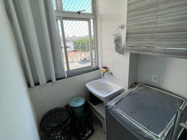 Imagem 7: Oportunidade - Apartamento com 2 Quartos, Varanda, 1 Vaga de Garagem Privativa, Sol da Man