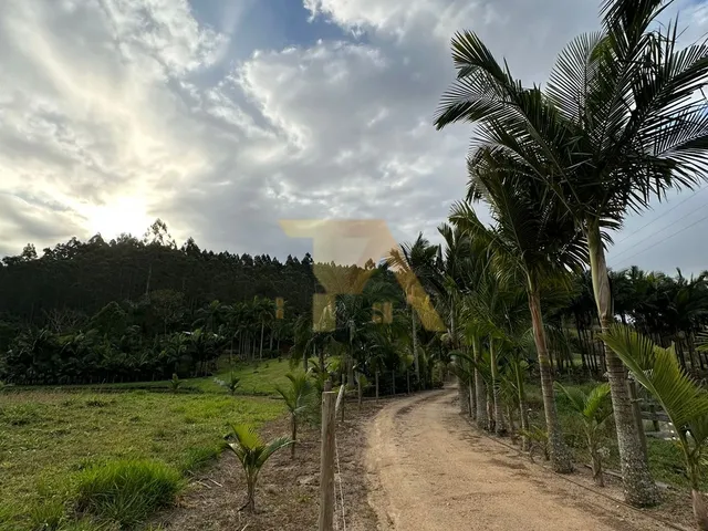 Imagem: Chácara À Venda em Imaruí Desfrute da