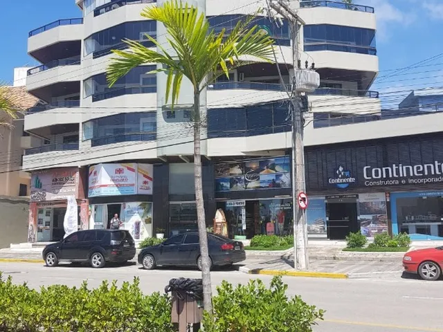 Imagem: O apartamento possui 2 Dormitórios, 1 Suíte, 1 Banheiro,