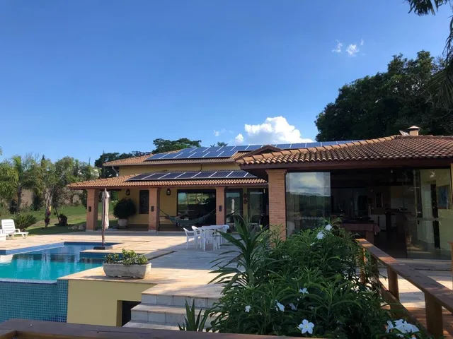Imagem: A casa possui 6 Dormitórios, 6 Suítes, 10 Banheiros,