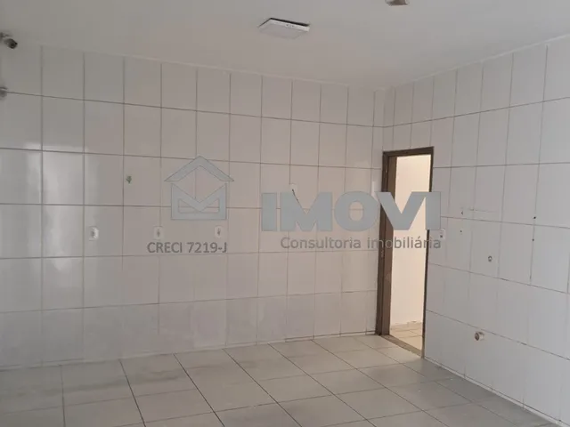Imagem 3: Imóvel Comercial Ou Residêncial, com 2 Lojas de 40M², Totalizando 400M², Zona Nobre