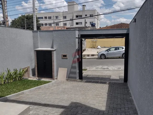 Imagem 3: Casa com 3 Dormitórios À Venda com 180M² por R$ 780.000,00 no Bairro Pineville