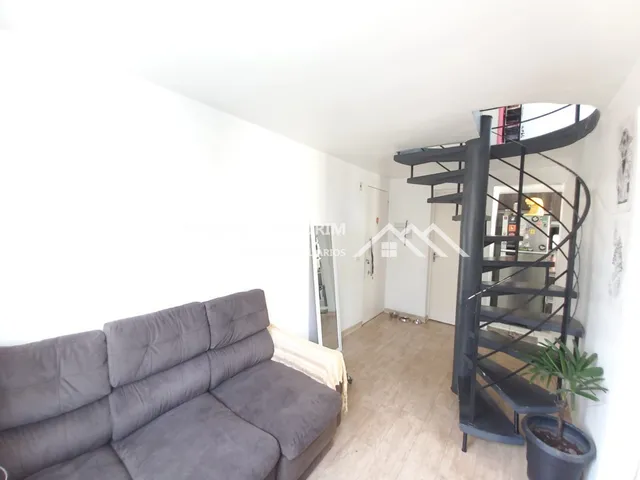 Imagem 2: Alugo Apartamento Cobertura com 96M² 3 Dormitórios, 01 Suite, Sala 2 Ambientes
