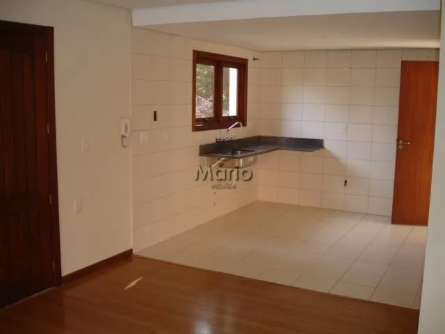 Imagem 2: Casa geminada 3 dormitórios em bairro nobre de Gramado