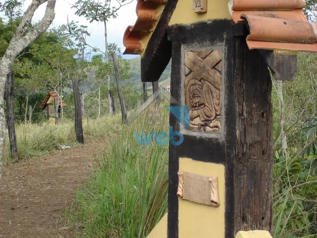 Imagem: 28 Dormitórios na Estrada dos Marins