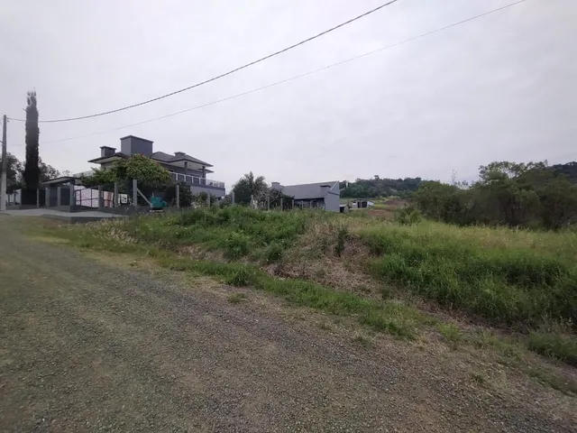 Imagem: Amplo Terreno, 520M² de Área Total