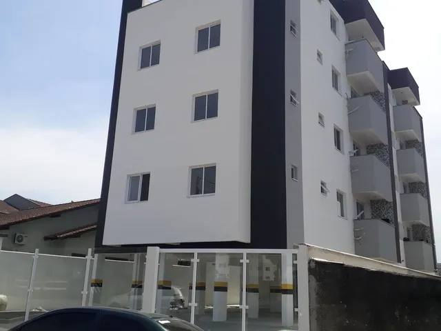 Imagem: A casa possui 2 Dormitórios, 1 Suíte, 2 Banheiros, 1 Vaga