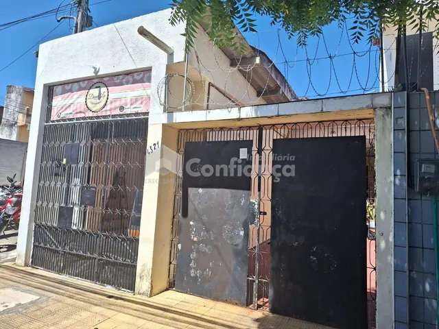 Imagem: Casa á Venda no Alvaro Weyne- Fortaleza/CE