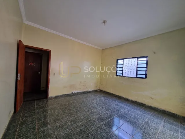 Imagem 9: Casa 3 Quartos | 2 Lojas Comerciais, Lote de 900M²