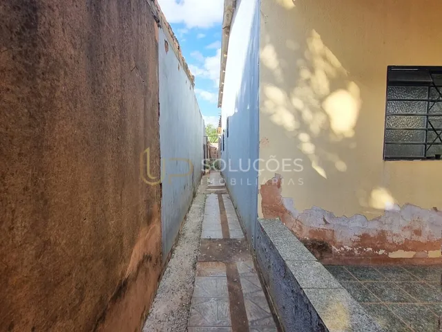 Imagem 6: Casa 3 Quartos | 2 Lojas Comerciais, Lote de 900M²
