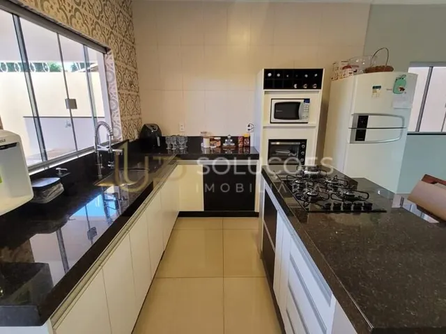 Imagem 12: Casa 3 Quartos (2 Suítes) + Área Gourmet + Escritório