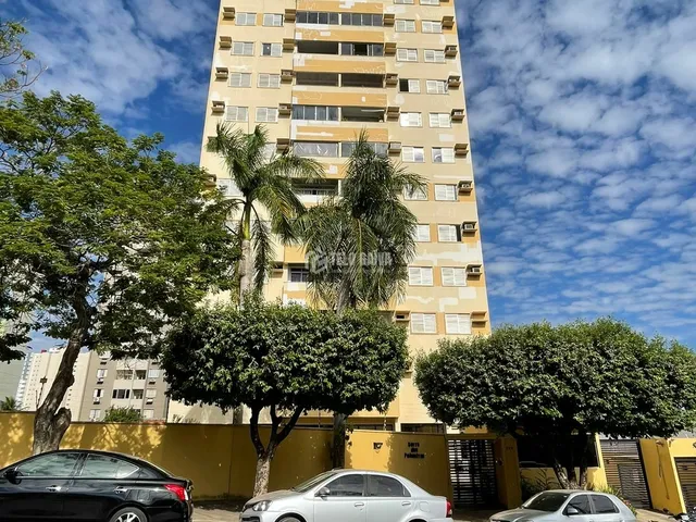Imagem: O apartamento possui 3 Dormitórios, 1 Suíte, 3 Banheiros,