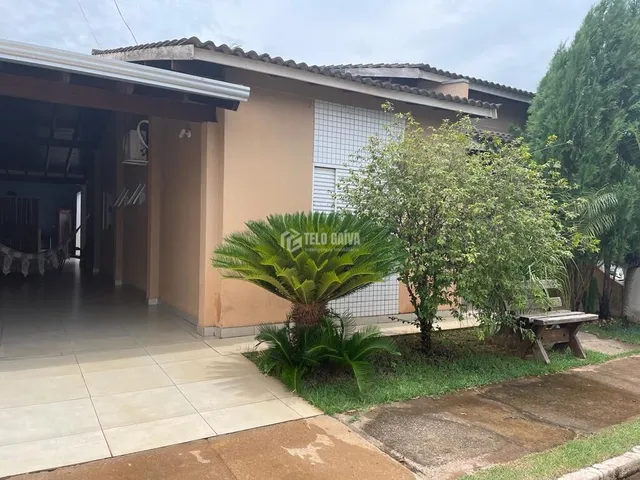 Imagem: A casa em condomínio possui 3 Dormitórios, 1 Suíte, 2