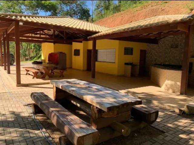 Imagem: Sítio 30 mil M² (3 hectares), sendo uma