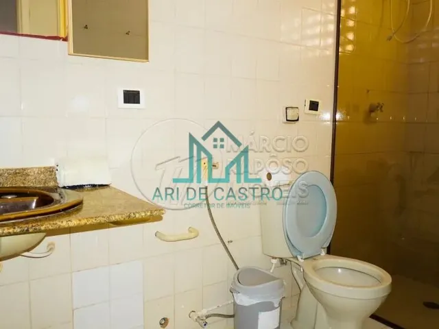 Imagem 9: Casa a Venda na Barramar Mobiliada com Piscina, a 80 Metros da Praia com Quadra de Beach T