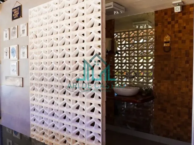 Imagem 12: Casa a Venda na Barramar Mobiliada com Piscina, a 80 Metros da Praia com Quadra de Beach T