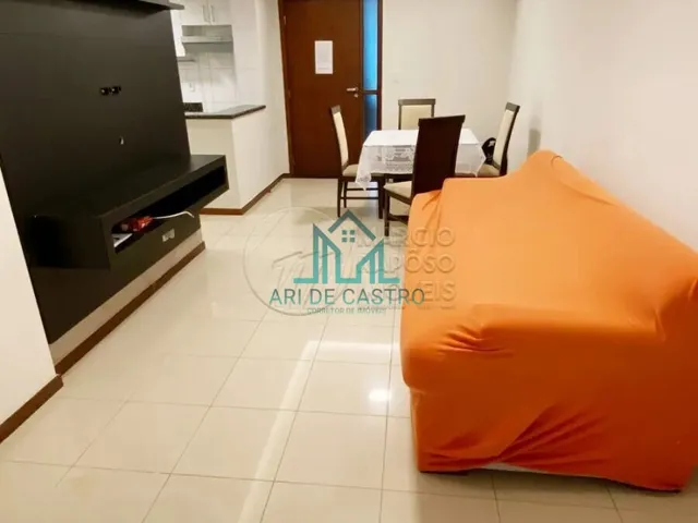 Imagem 1: Apartamento a Venda À Beira-Mar da Praia de Pajuçara, Mobiliado, 2 Quartos, Varanda e 1